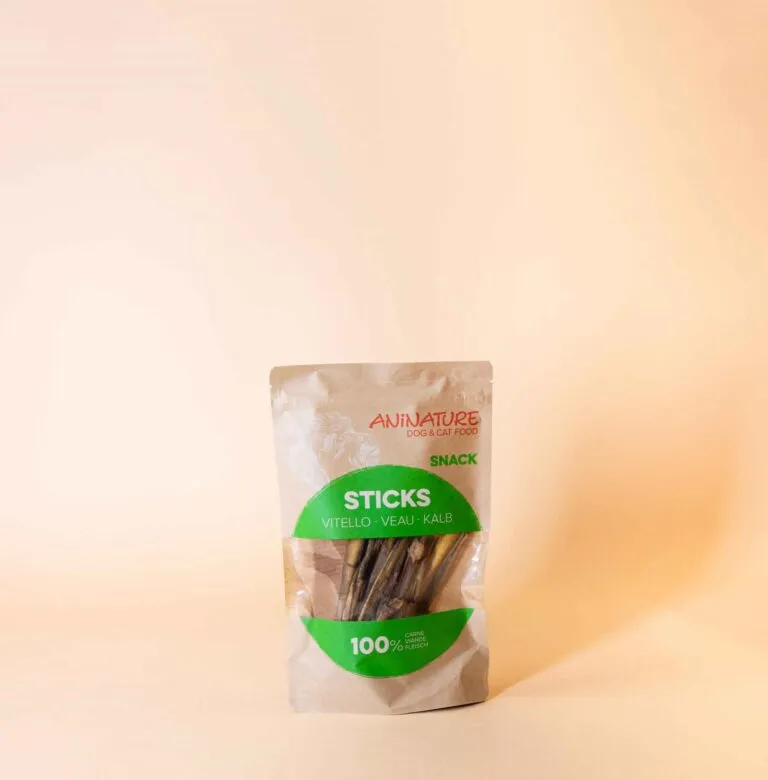 Sticks di vitello ANiNATURE, masticativo naturale svizzero per cuccioli e cani anziani